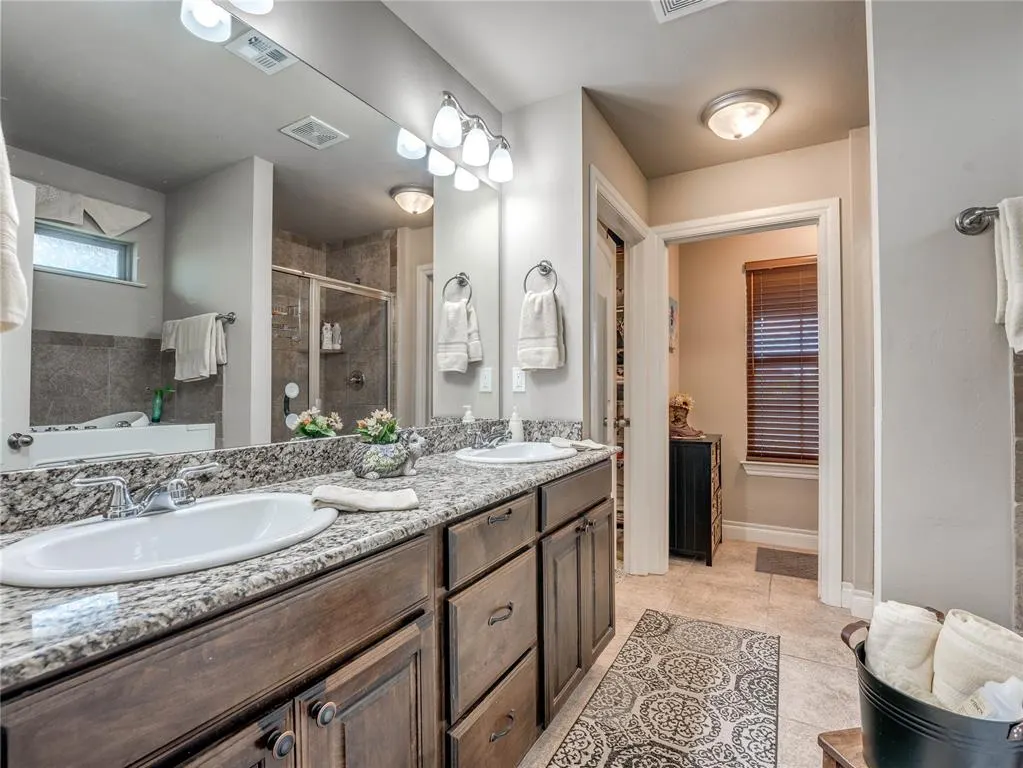 Photo 15 — 1880 Ken Drive, Guthrie, OK 73044