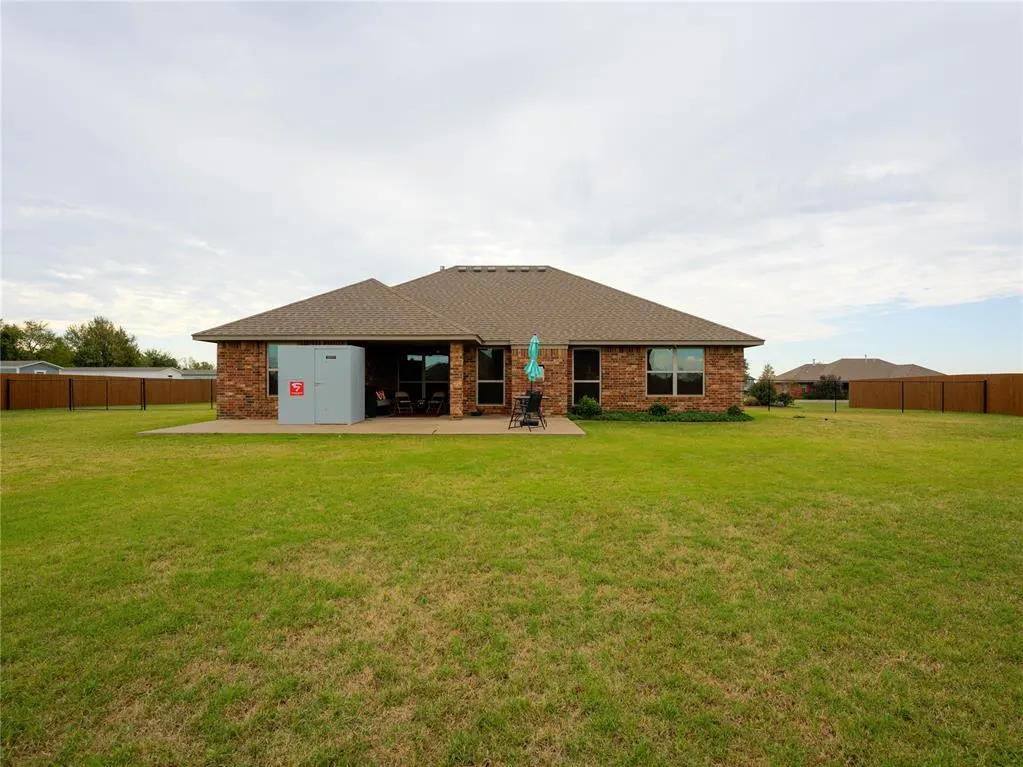 Photo 27 — 1880 Ken Drive, Guthrie, OK 73044