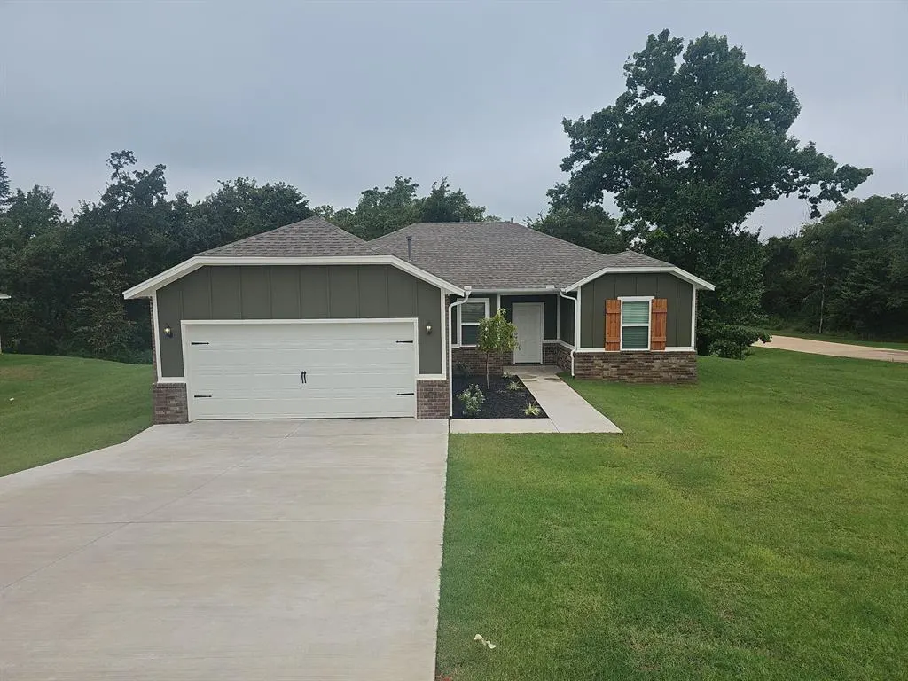Front exterior — 11751 Sweeping Lane, Guthrie, OK 73044
