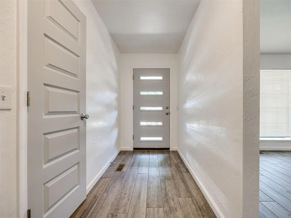 Photo 6 — 6312 Overcourt Manor, Oklahoma City, OK 73132