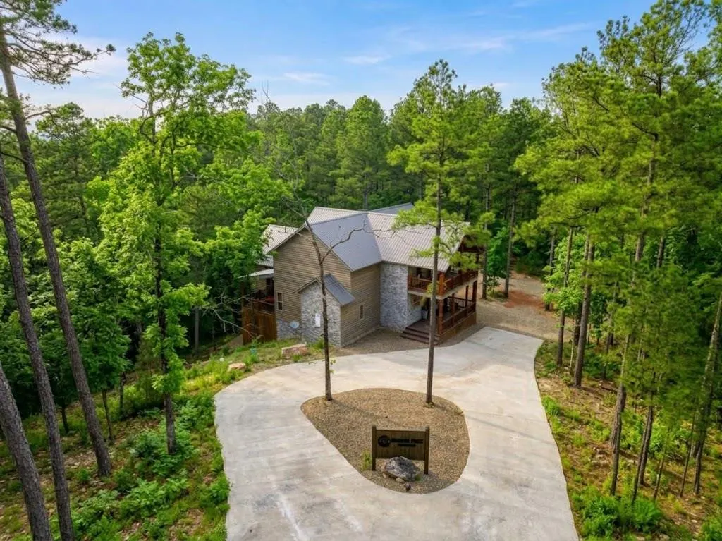 Front exterior — 71 Choctaw Well Trail, Broken Bow, OK 74728