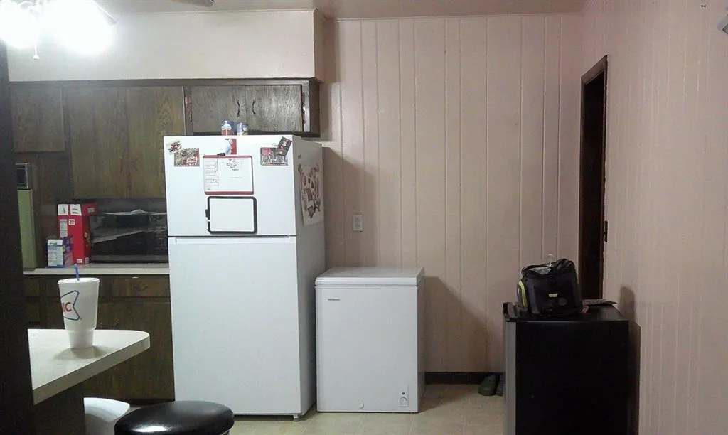 Photo 11 — 420 S 3rd Street, Cyril, OK 73029