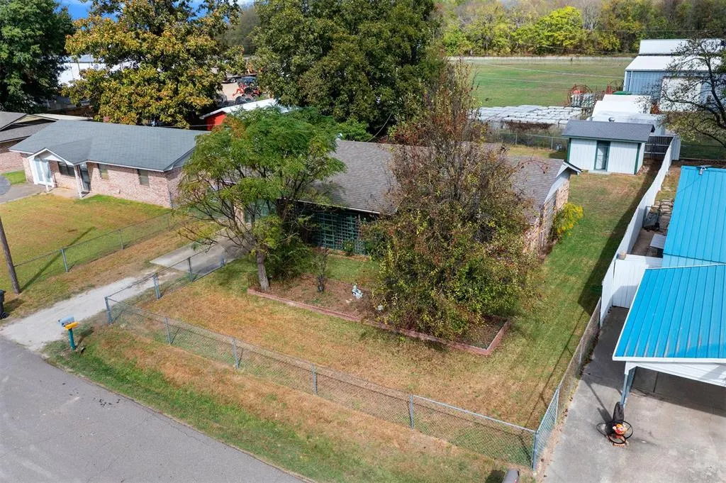 Photo 44 — 1703 La Rosa Street, Idabel, OK 74745