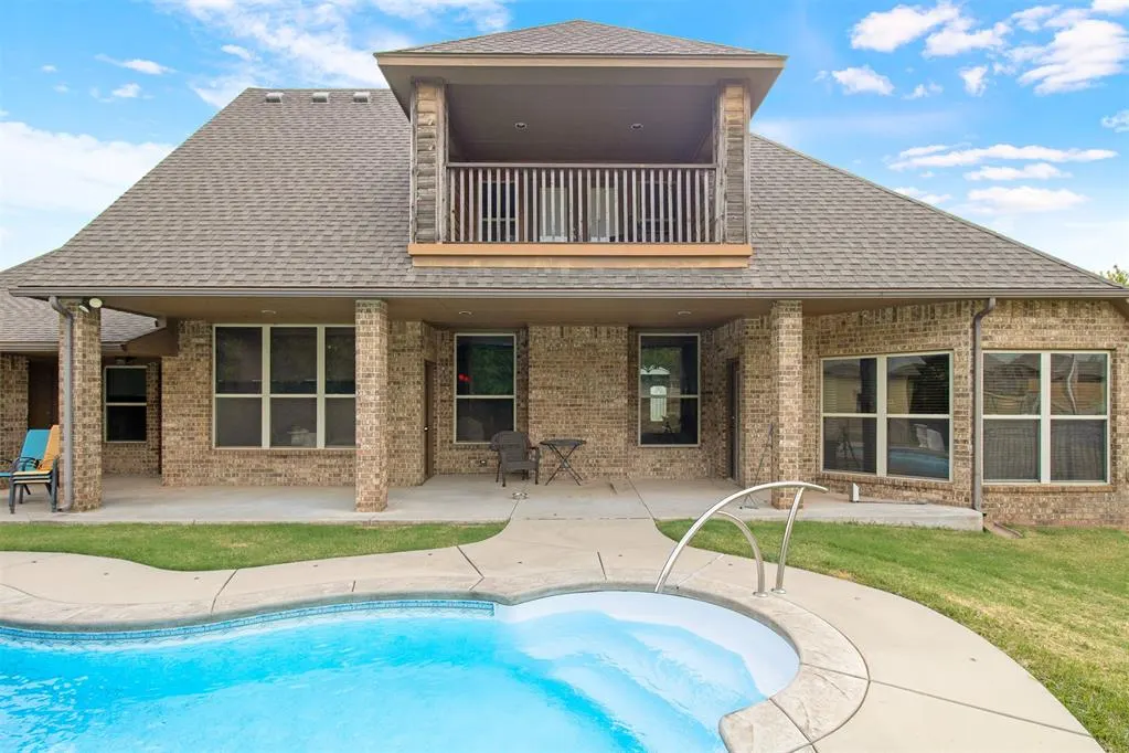 Photo 38 — 413 S Riverside Drive, Moore, OK 73160