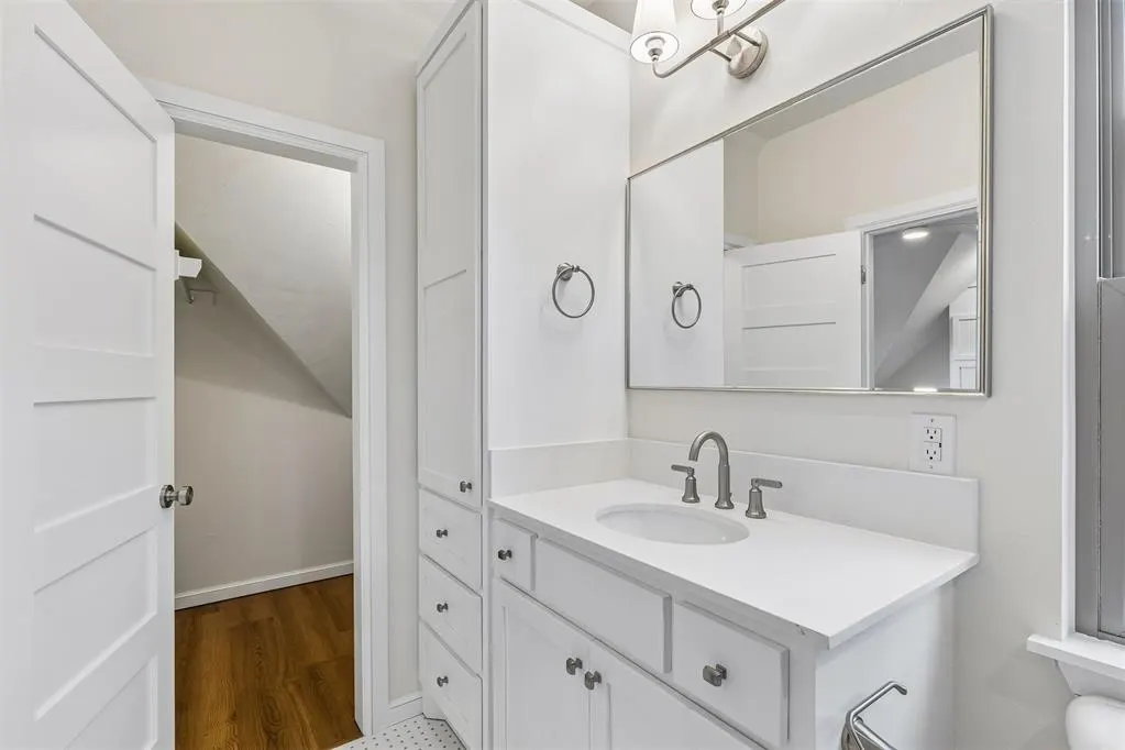 Photo 39 — 1711 S Pickard Avenue, Norman, OK 73072