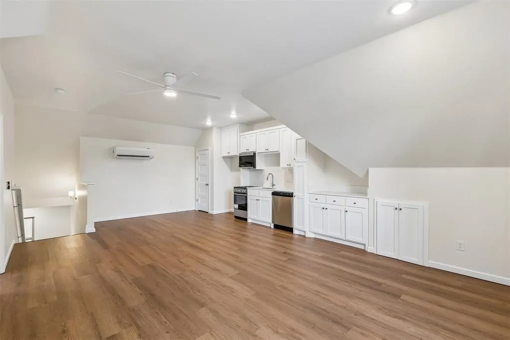 Photo 44 — 1711 S Pickard Avenue, Norman, OK 73072