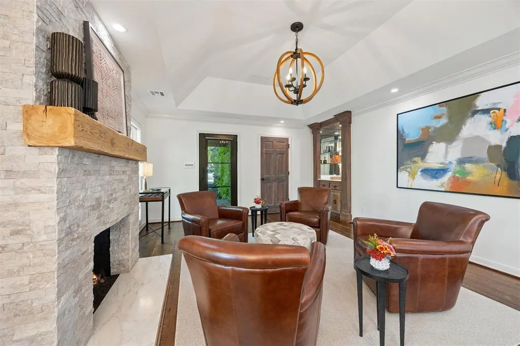 Photo 9 — Address unavailable, Nichols Hills, OK 73116
