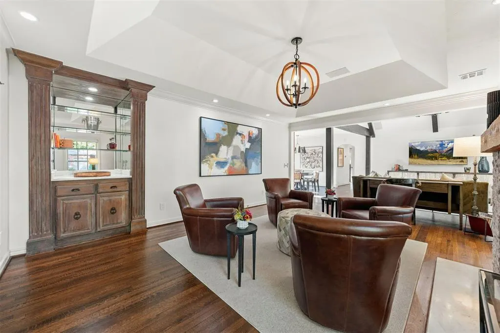 Photo 18 — Address unavailable, Nichols Hills, OK 73116