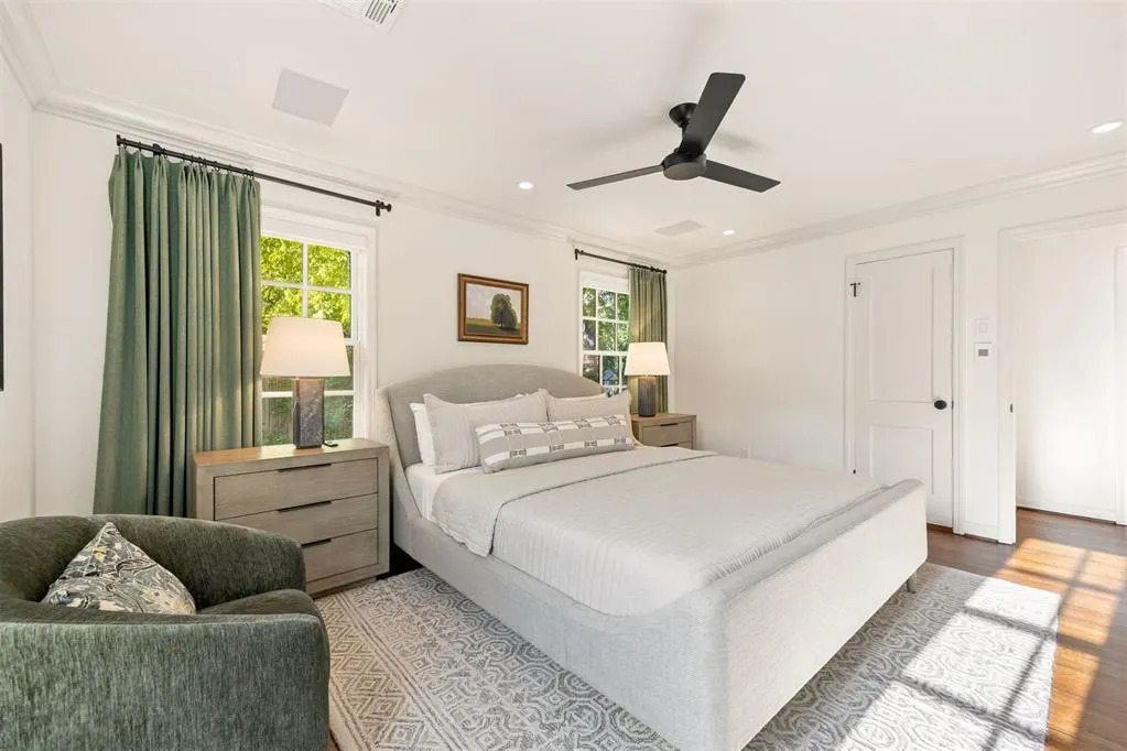 Photo 26 — Address unavailable, Nichols Hills, OK 73116
