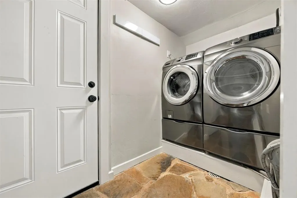Photo 37 — Address unavailable, Nichols Hills, OK 73116