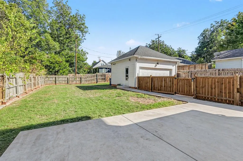 Photo 32 — 808 N Ash Street, Guthrie, OK 73044