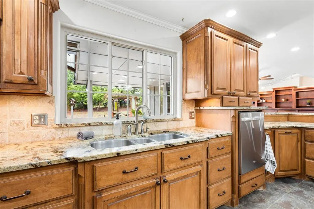 Photo 15 — 7711 Bobwhite Trail, Jones, OK 73049