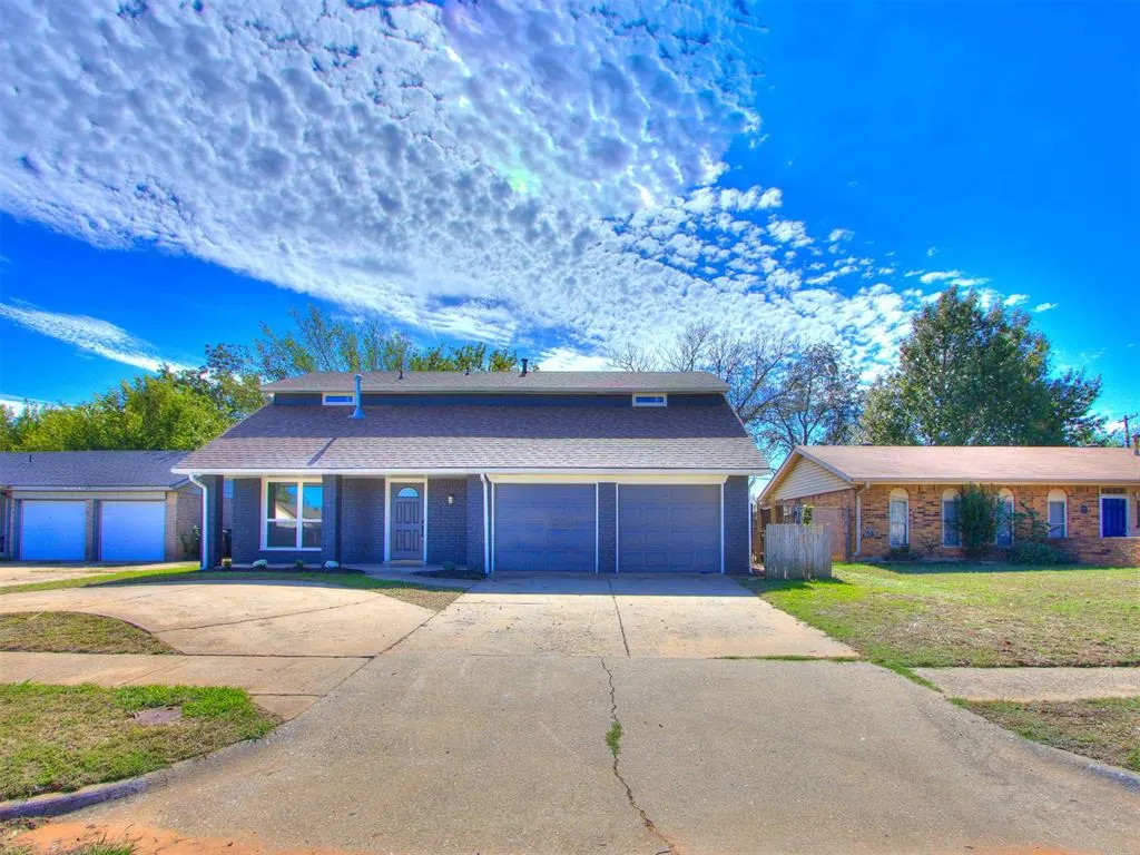Photo 2 — 3220 Simmons Drive, Del City, OK 73115