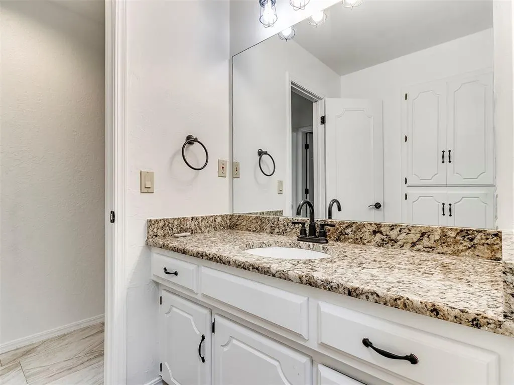 Photo 25 — 8232 NW 100th Street, Oklahoma City, OK 73162