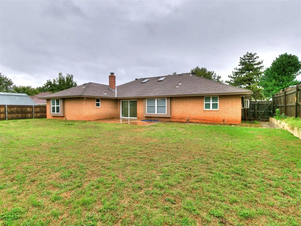 Photo 41 — 8232 NW 100th Street, Oklahoma City, OK 73162