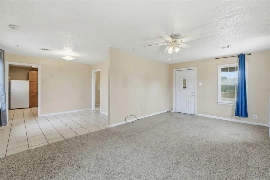 Photo 6 — 1021 E Walnut Street, Altus, OK 73521