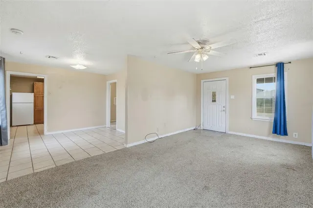 Photo 6 — 1021 E Walnut Street, Altus, OK 73521