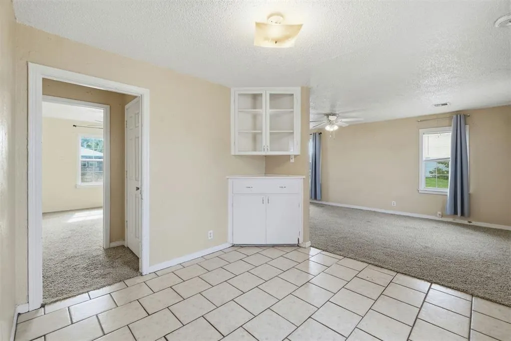 Photo 7 — 1021 E Walnut Street, Altus, OK 73521