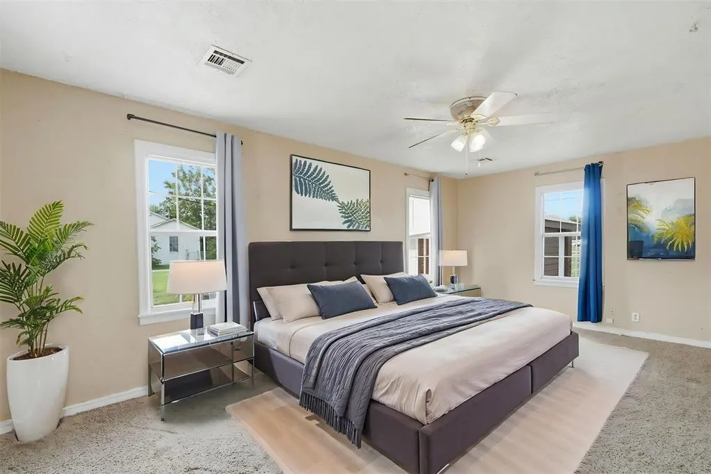 Photo 14 — 1021 E Walnut Street, Altus, OK 73521