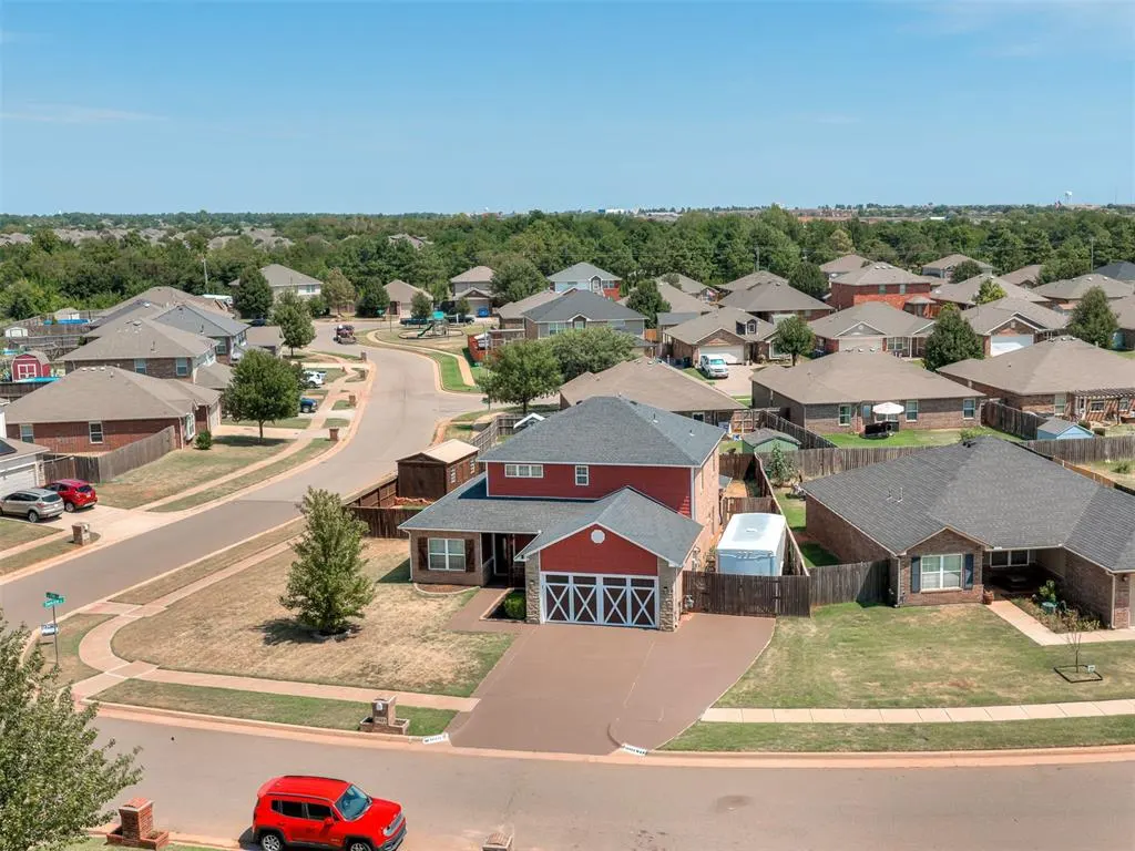 Photo 31 — 11521 SW 25th Street, Yukon, OK 73099