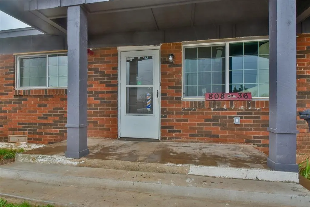 Front exterior — 808 NE 36th Street, Oklahoma City, OK 73105