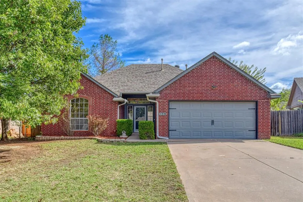 Front exterior — 109 Greentree Drive, Noble, OK 73068