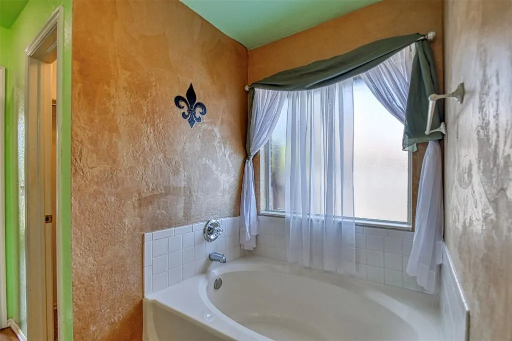 Photo 19 — 109 Greentree Drive, Noble, OK 73068