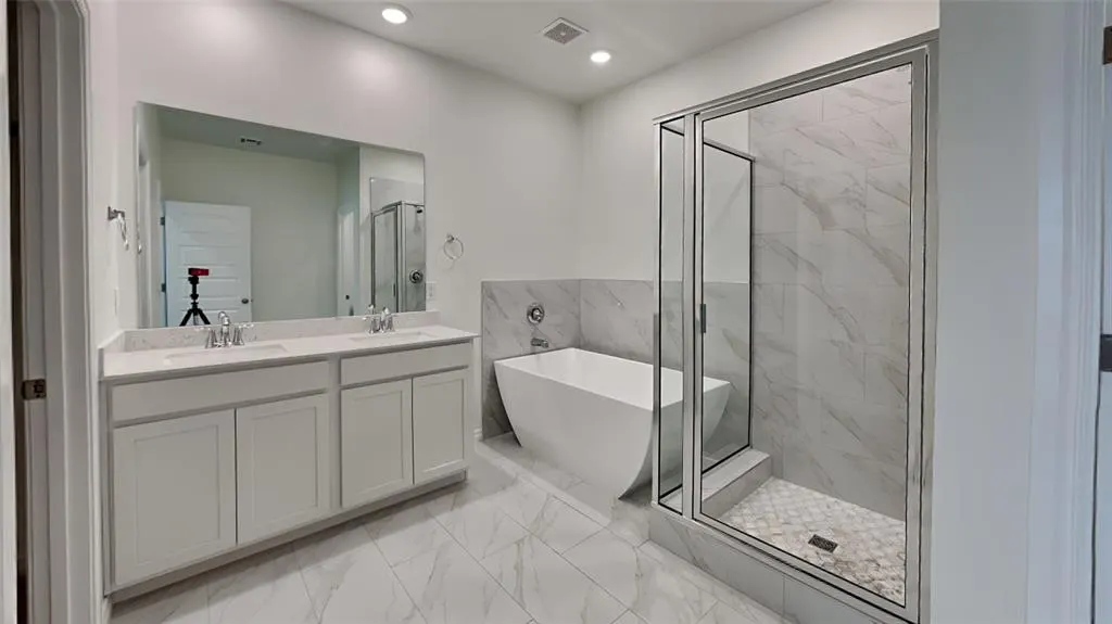 Photo 10 — 2513 Kathleens Crossing, Yukon, OK 73099