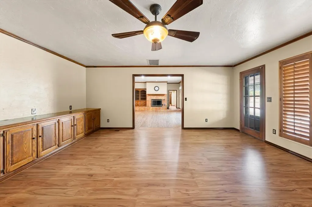 Photo 11 — 2401 Rosewood Lane, Edmond, OK 73013