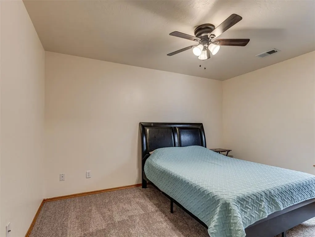Photo 25 — 11004 NW 101st Street, Yukon, OK 73099