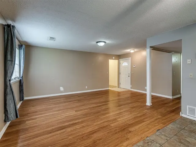 Photo 3 — 4704 Tempo Drive, Oklahoma City, OK 73115