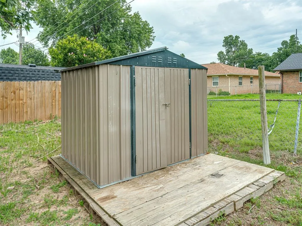 Photo 37 — 4704 Tempo Drive, Oklahoma City, OK 73115