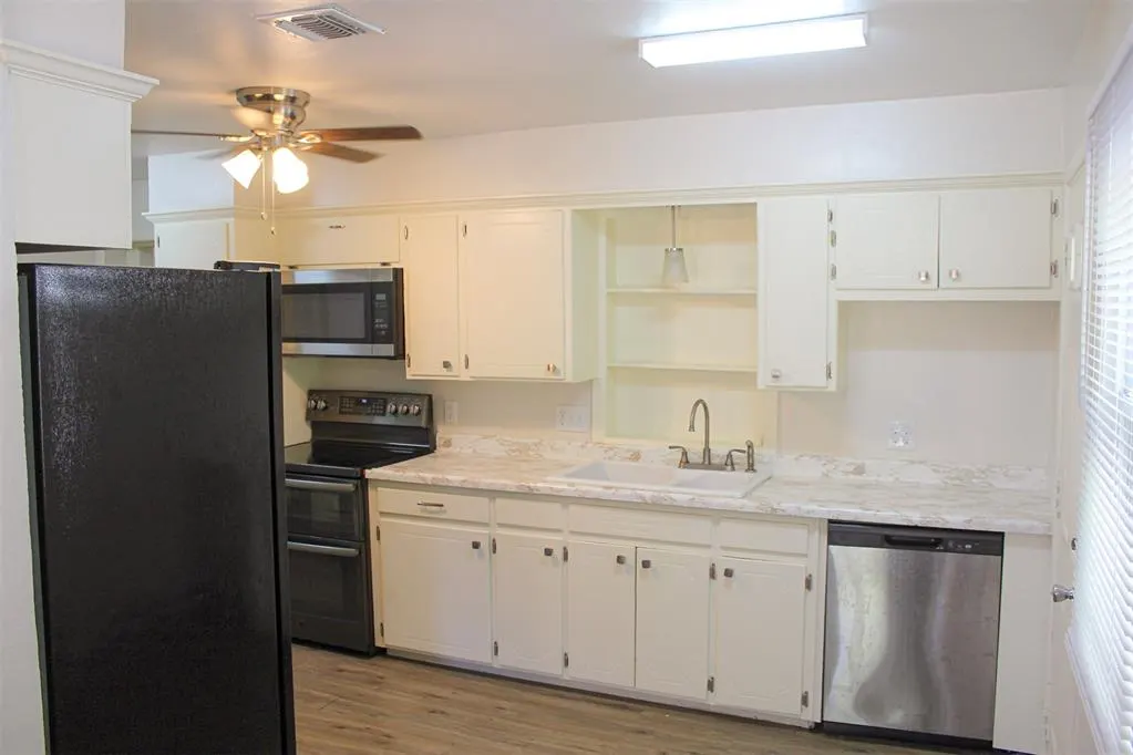 Photo 2 — 6208 NW 54th Street, Oklahoma City, OK 73122