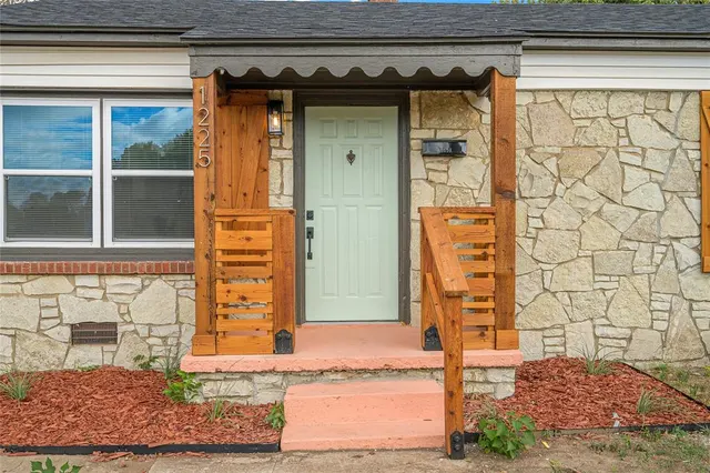 Photo 2 — 1225 SW 41st Street, Oklahoma City, OK 73109