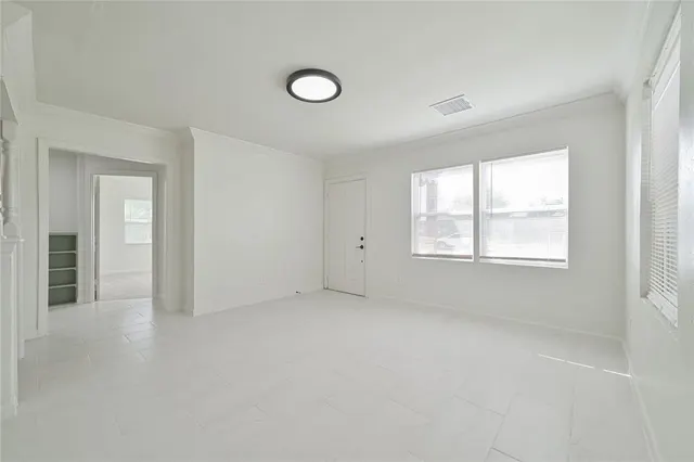 Photo 5 — 1225 SW 41st Street, Oklahoma City, OK 73109