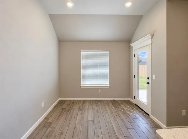 Photo 6 — 12209 Brinley Reign Drive, Yukon, OK 73099