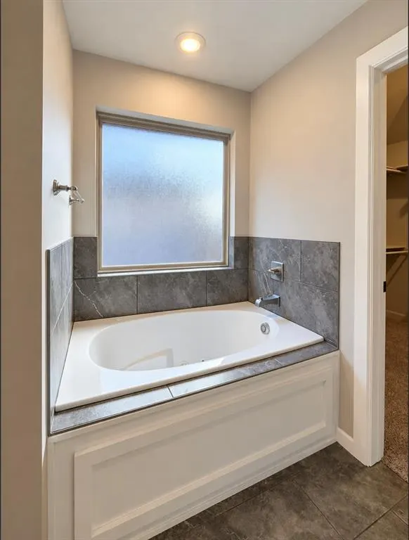 Photo 10 — 12209 Brinley Reign Drive, Yukon, OK 73099