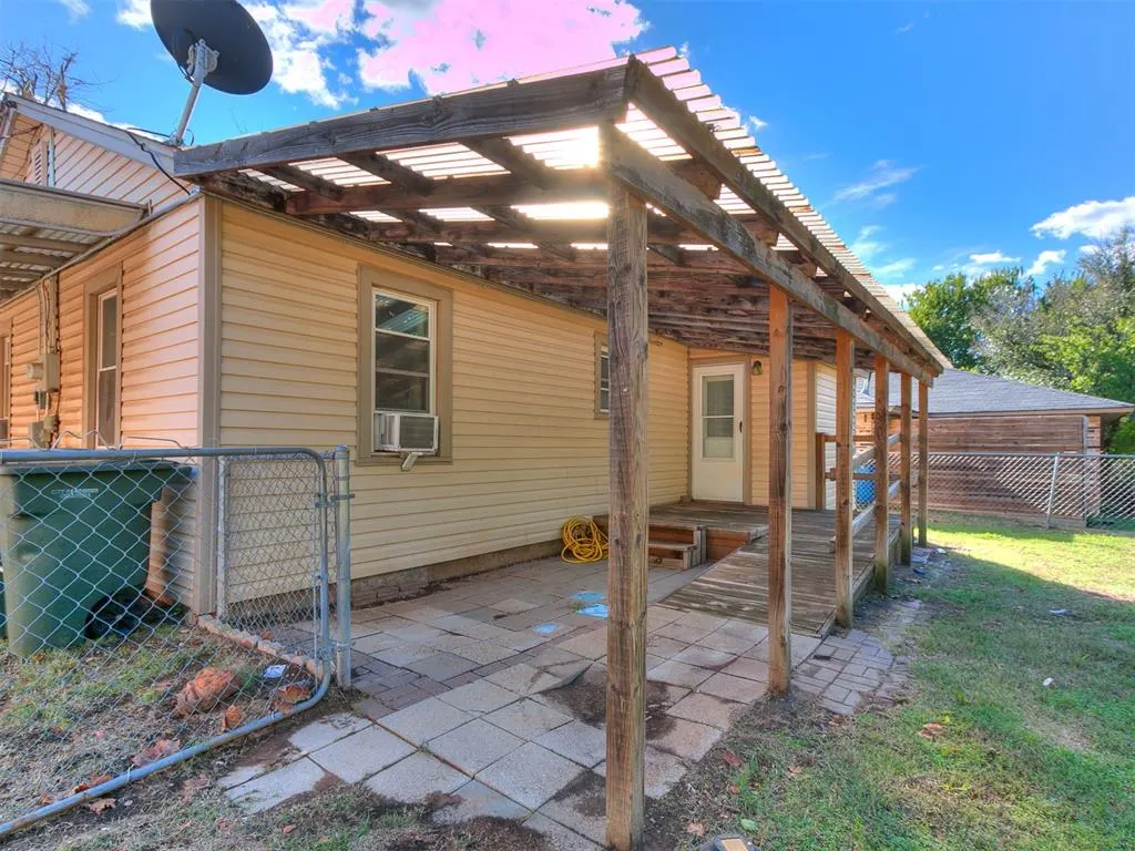 Photo 18 — 117 W Clegern Avenue, Edmond, OK 73003