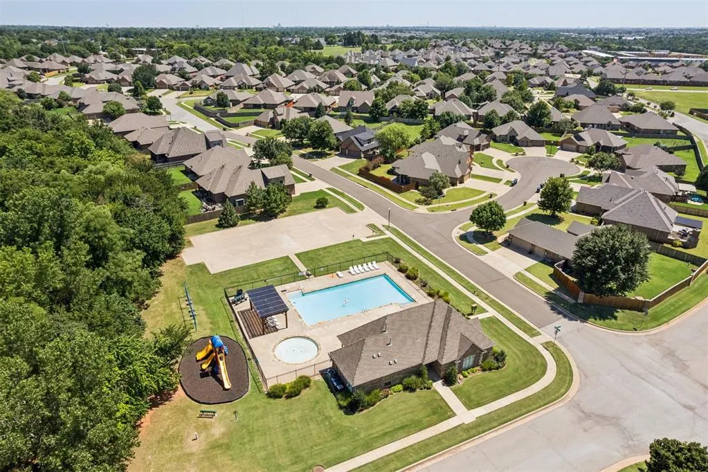 Photo 48 — 505 NW 197th Street, Edmond, OK 73012
