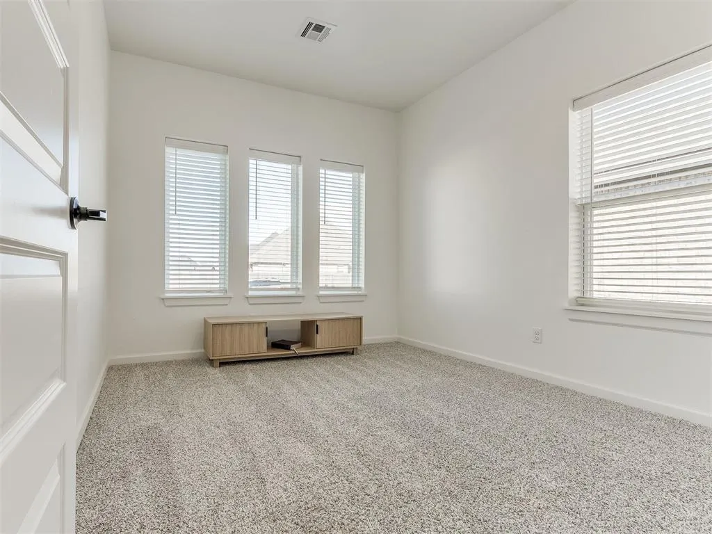 Photo 28 — 9232 NW 144th Place, Yukon, OK 73099