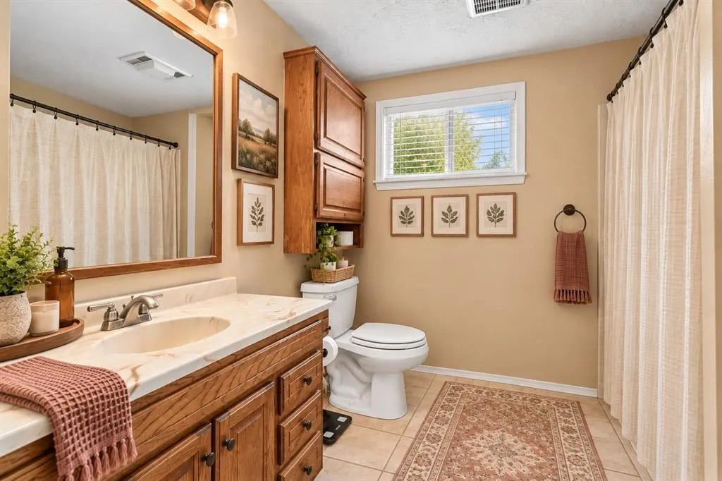 Photo 20 — 406 S Maple Street, Davis, OK 73030
