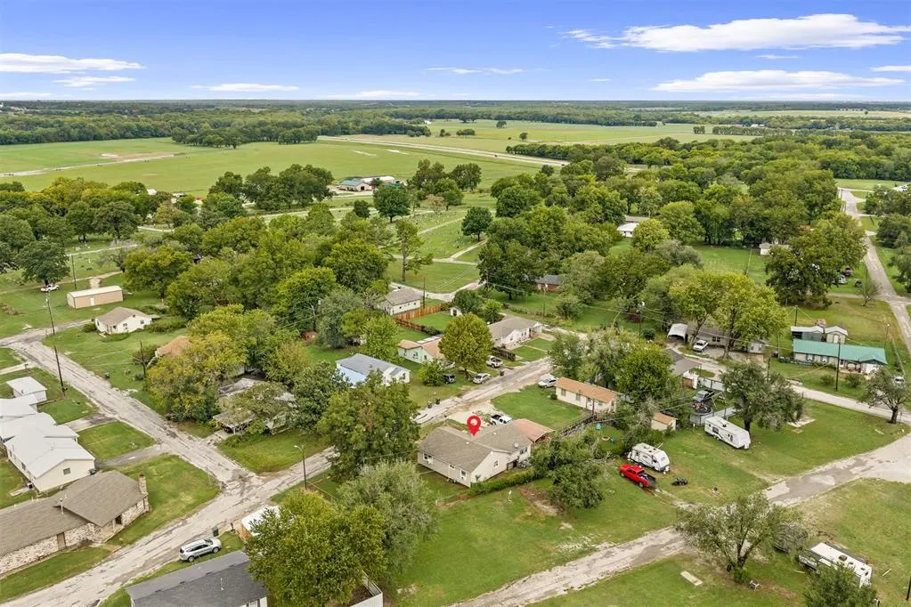 Photo 40 — 406 S Maple Street, Davis, OK 73030