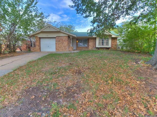 Photo 3 — 1100 Shalimar Drive, Del City, OK 73115