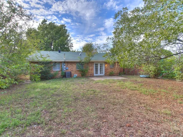 Photo 6 — 1100 Shalimar Drive, Del City, OK 73115