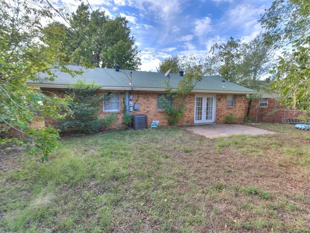 Photo 8 — 1100 Shalimar Drive, Del City, OK 73115
