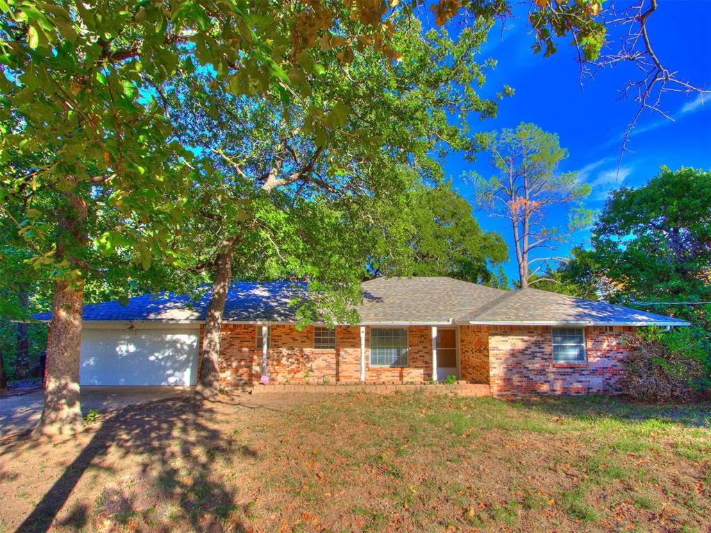 Photo 2 — 1114 N Broadview Drive, Oklahoma City, OK 73127