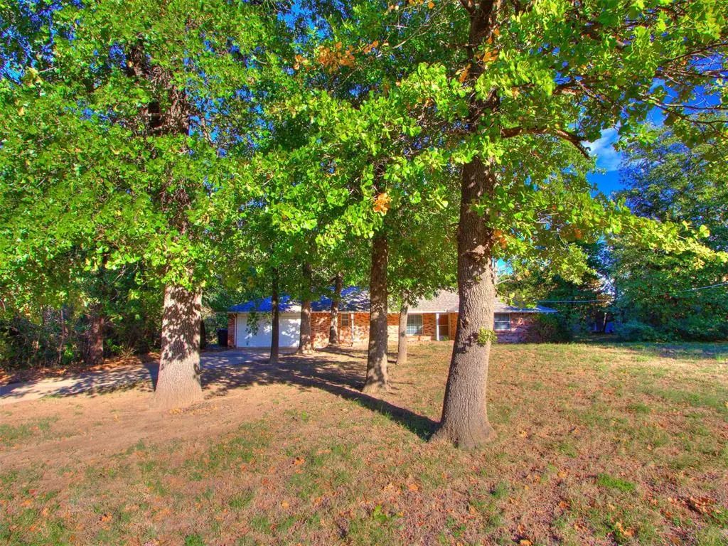 Photo 8 — 1114 N Broadview Drive, Oklahoma City, OK 73127