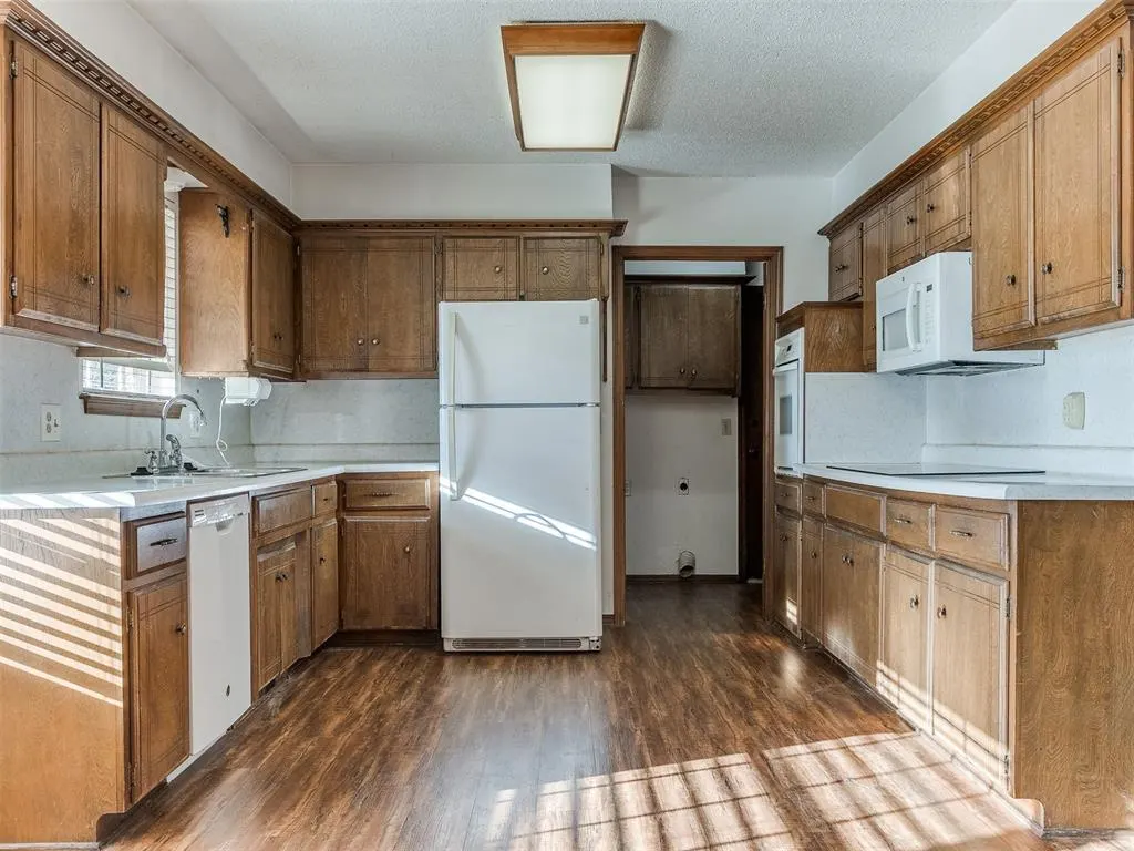 Photo 23 — 1114 N Broadview Drive, Oklahoma City, OK 73127