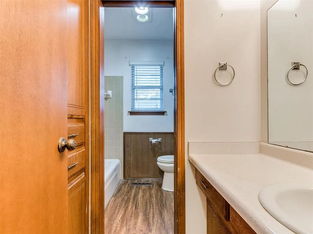 Photo 33 — 1114 N Broadview Drive, Oklahoma City, OK 73127