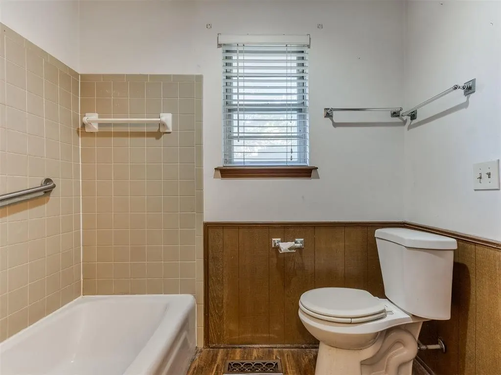 Photo 35 — 1114 N Broadview Drive, Oklahoma City, OK 73127